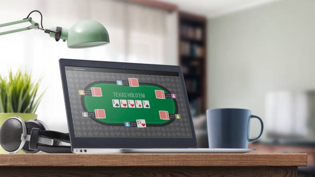 aktor togel platform interface on mobile and desktop